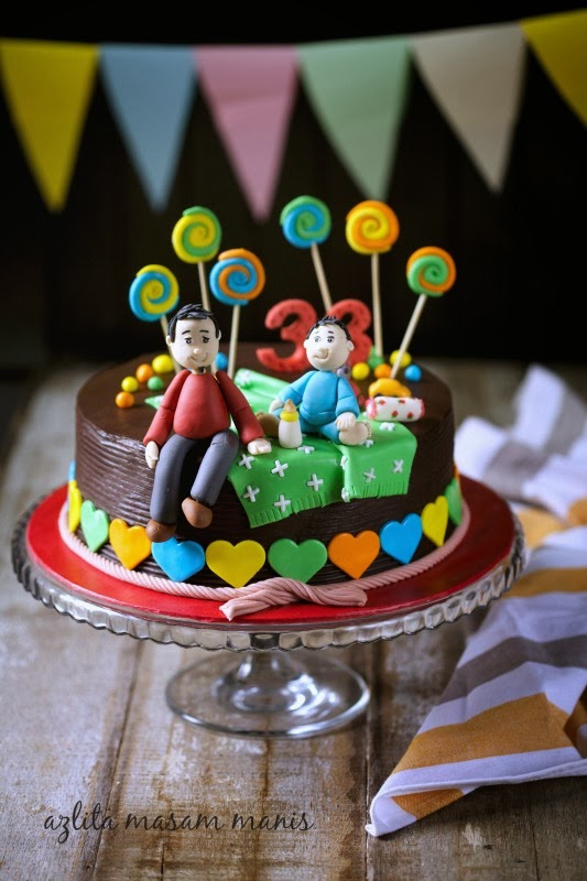 Birthday cake untuk suami tersayang - masam manis