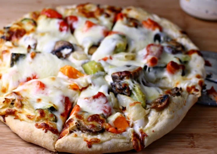 Roasted Vegetable Pizza | Renee's Kitchen Adventures - Roasted vegetables, Alfredo sauce and cheese make a healthy, meatless pizza. 