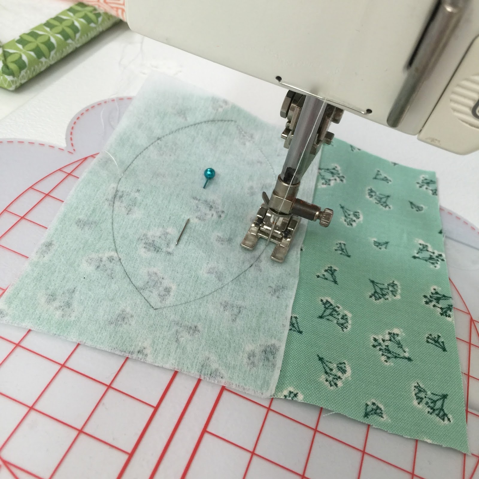 Bee In My Sew Simple Shapes Tutorial using Pellon for Easy Hand or Machine Applique!