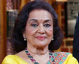 Asha Parekh Family Husband Son Daughter Father Mother Marriage Photos Biography Profile.