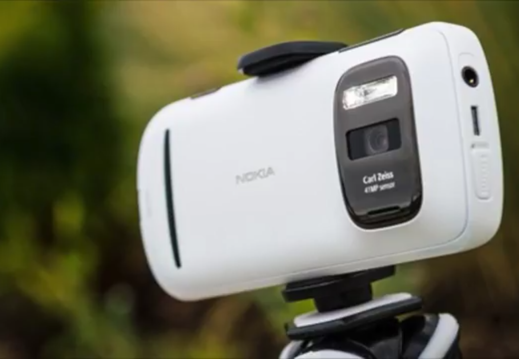 Technology The future Smartphone Camera flash ? Single LED , Dual LED