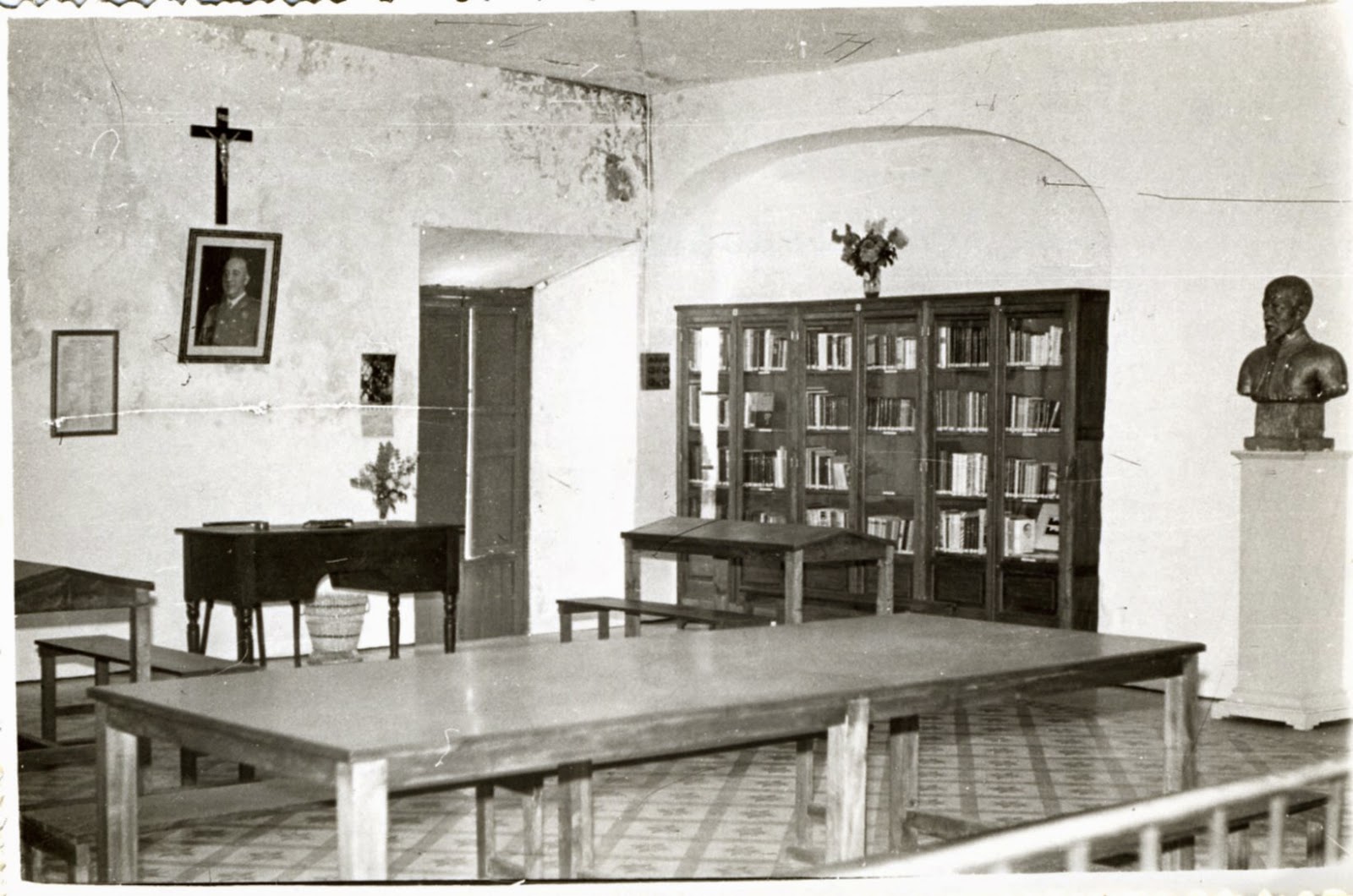 LA BIBLIOTECA MUNICIPAL DE BARCARROTA ANTIGUA BIBLIOTECA DE BARCARROTA la-biblioteca-municipal-de-barcarrota-antigua-biblioteca-de-barcarrota