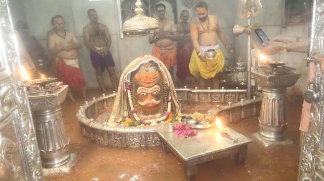 ujjain-mahakal-mandir-2015-90 साल बाद जलमग्न हुए उज्जैन के बाबा महाकाल भस्म आरती ujjain-mahakal-mandir-2015-90 साल बाद जलमग्न हुए उज्जैन के बाबा महाकाल भस्म आरती