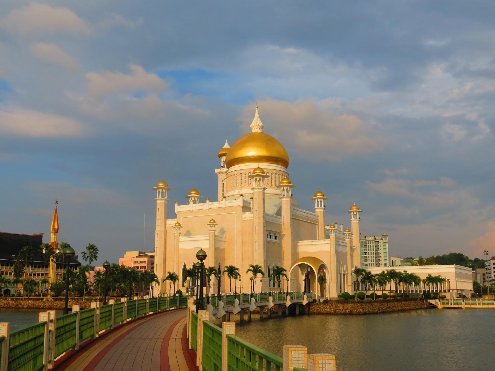  Bandar  Seri Begawan Brunei Travel Guide Exotic Travel 
