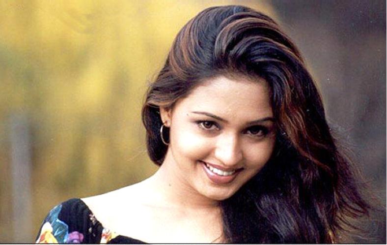 Tamil Actress Gajala Hot Stills Gajala Hot Navel Show hot images