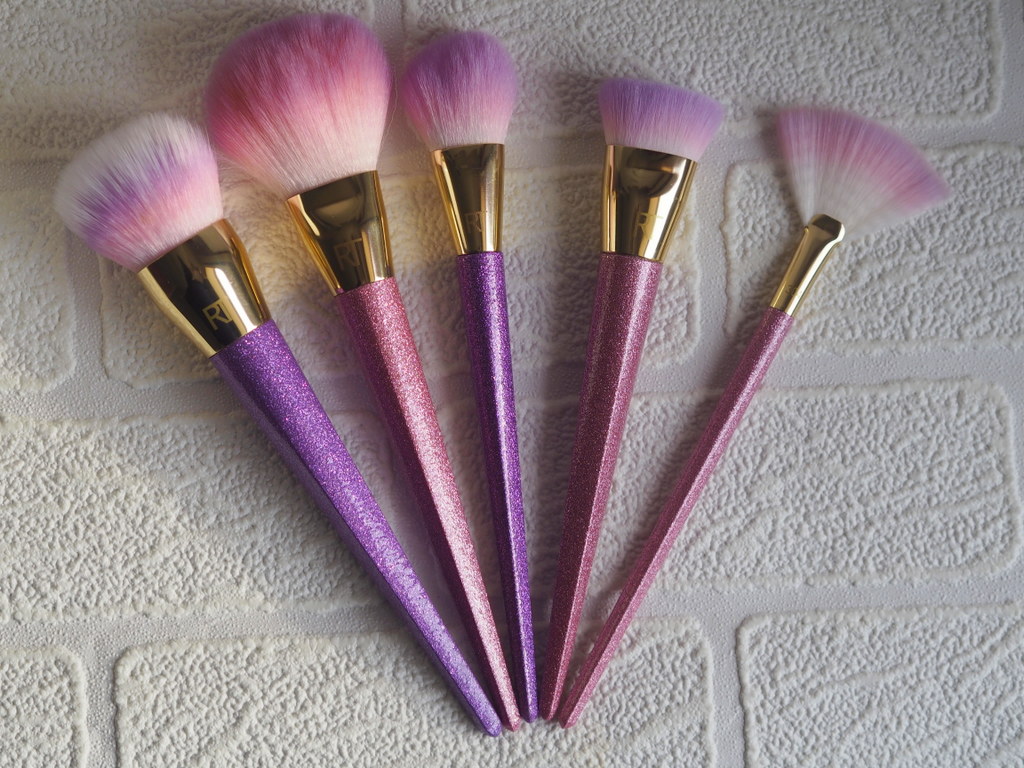 Review! Real Techniques Brush Crush Collection! Lovely Girlie Bits