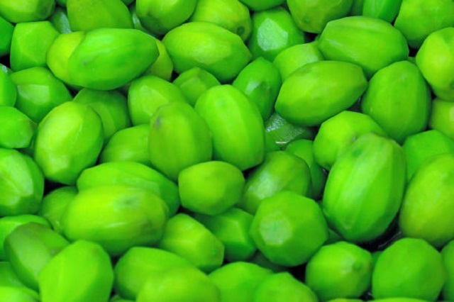buah kedondong hijau