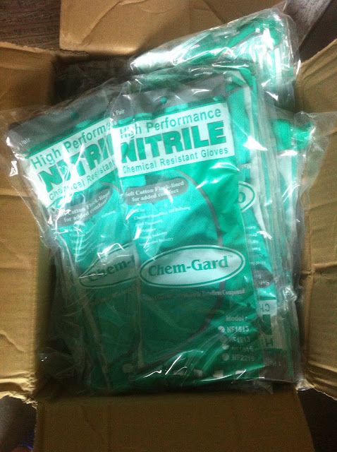 găng tay chống dầu nitrile NF1513