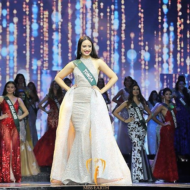 SASHES AND TIARAS.....Miss Earth 2017 Finals: Winner, GOWN RECAP & Best ...