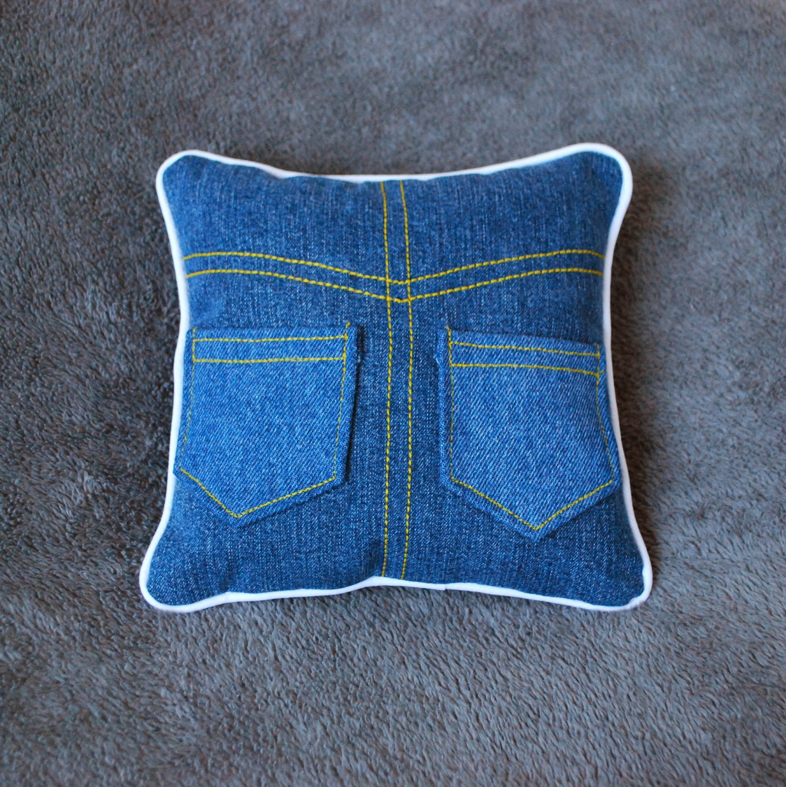 Roonie Ranching Denim Tooth Fairy Pillow Sewing Tutorial roonie-ranching-denim-tooth-fairy-pillow-sewing-tutorial