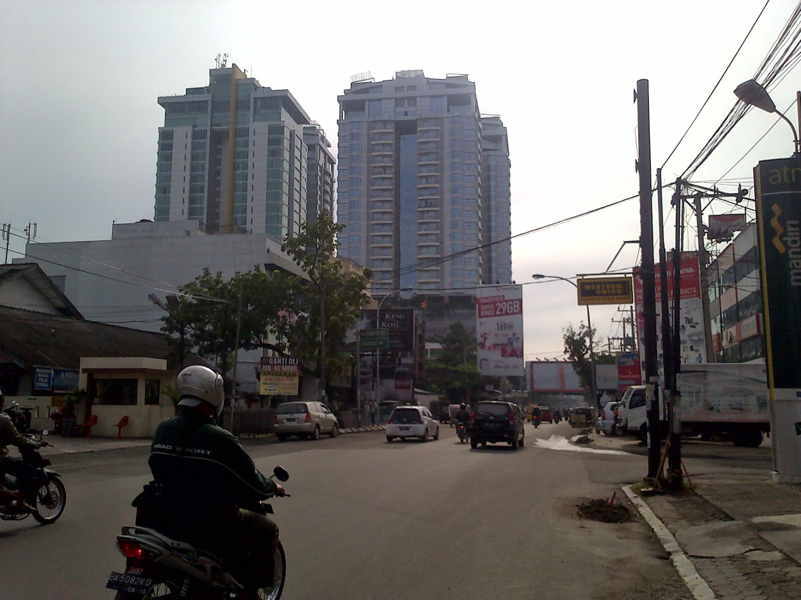 10 Gedung Tertinggi di Kota Medan ~ Kota Kita