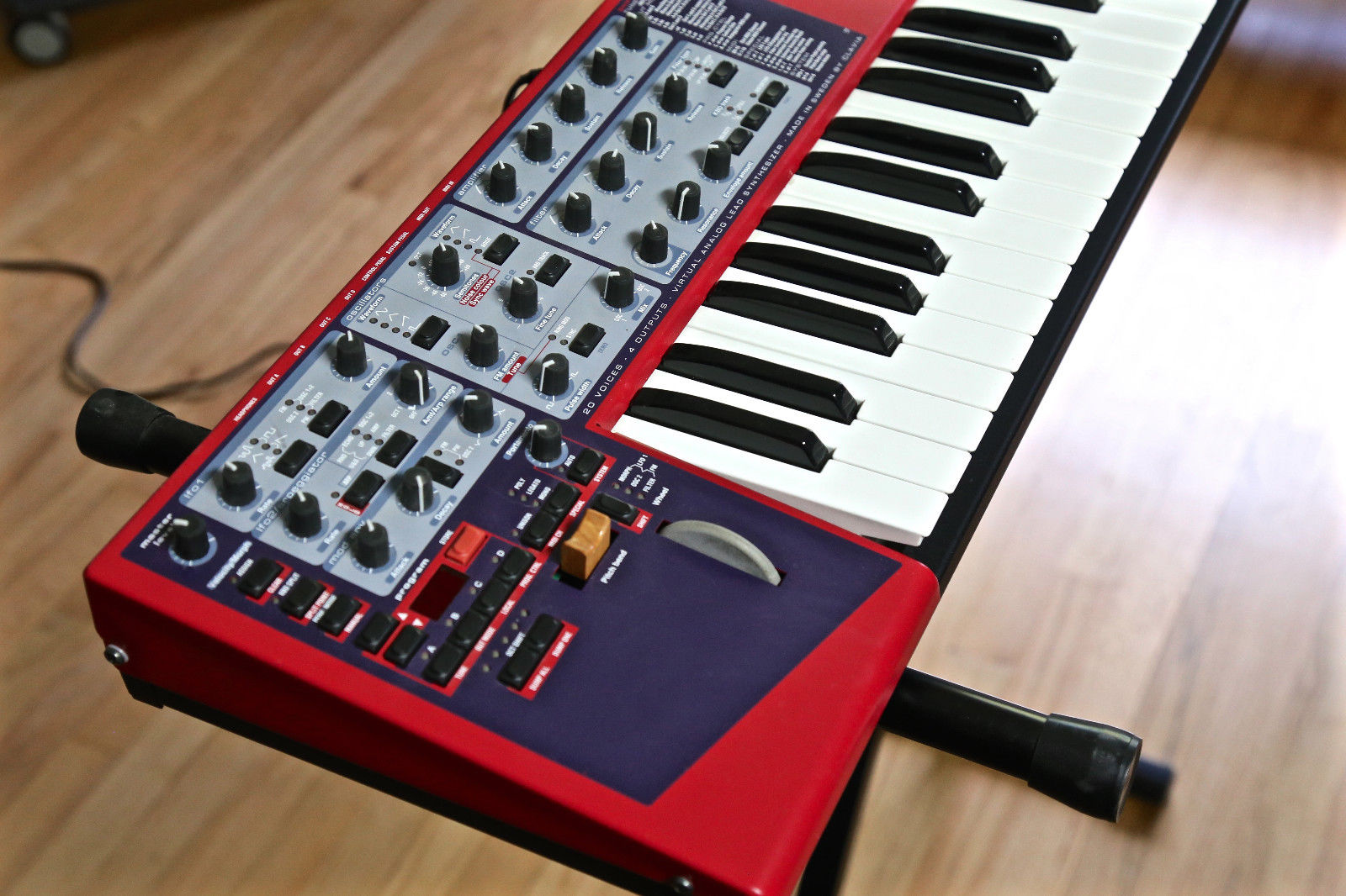MATRIXSYNTH Nord Lead 2X Keyboard Synthesizer