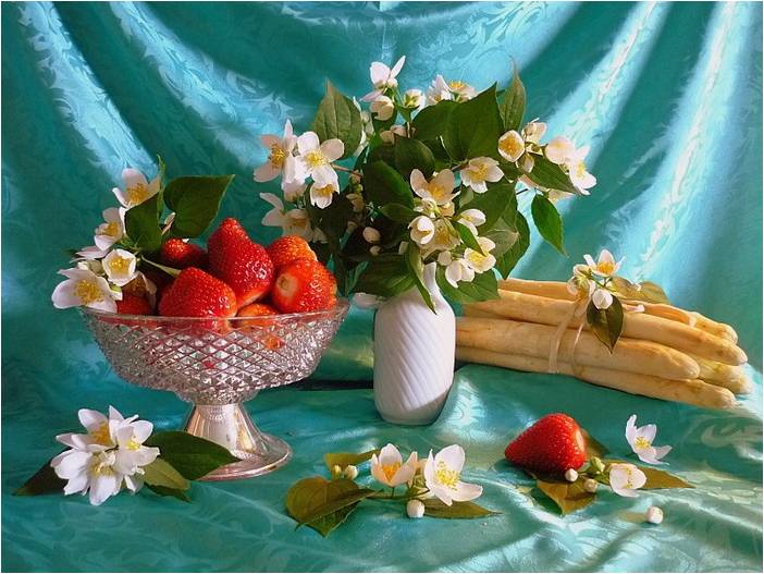 светлого дня. светлого дня. летний натюрморт. хорошего светлого дня. светлого дня.