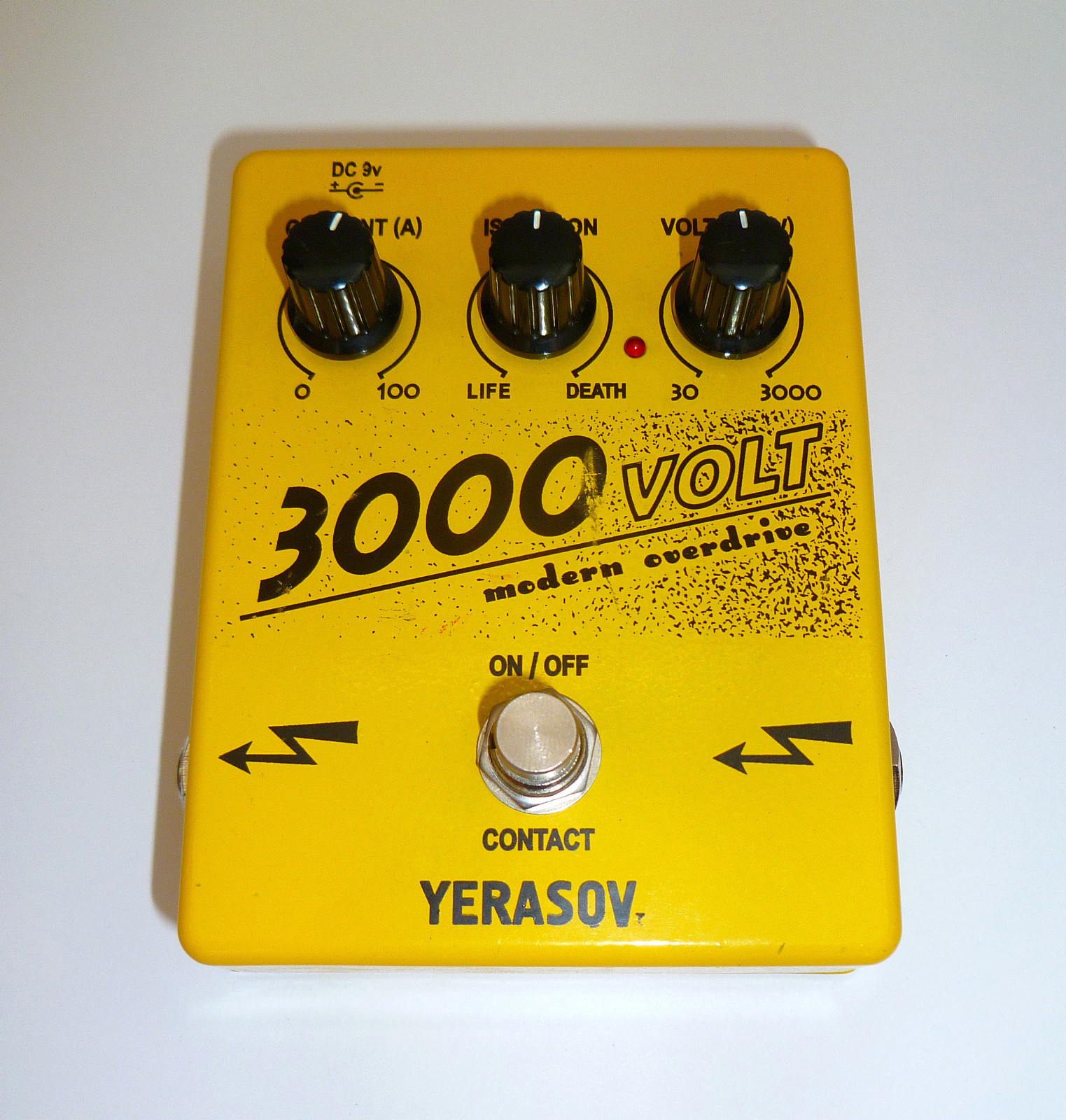 MATRIXSYNTH "YERASOV 3000 VOLT" RUSSIAN OVERDRIVE DISTORTION PEDAL