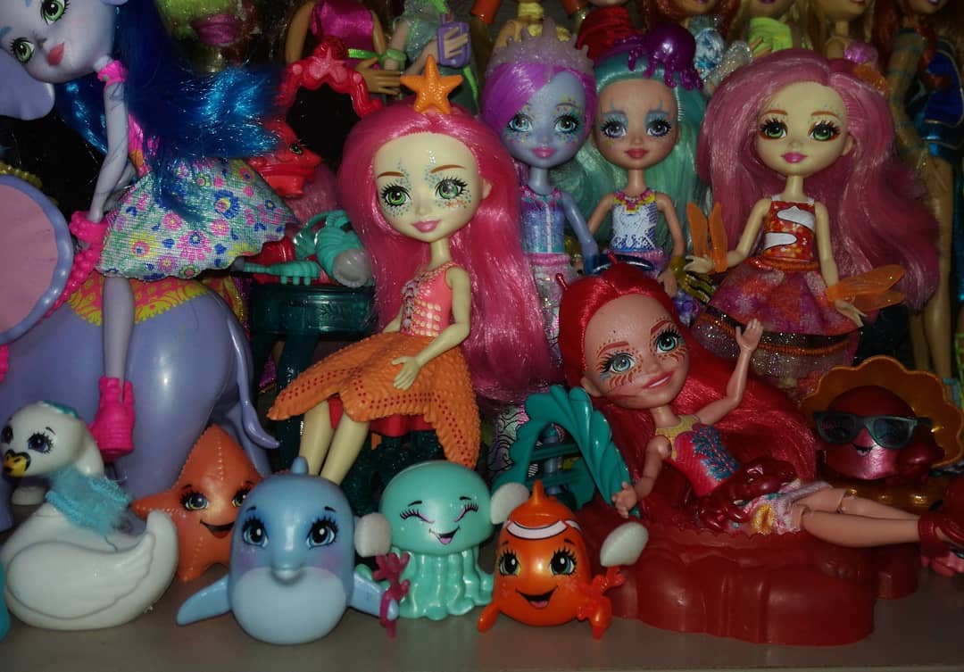 enchantimals zorrillo