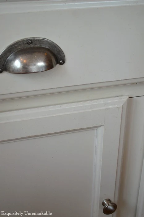 How To Touch Up Chipped White Painted Cabinets