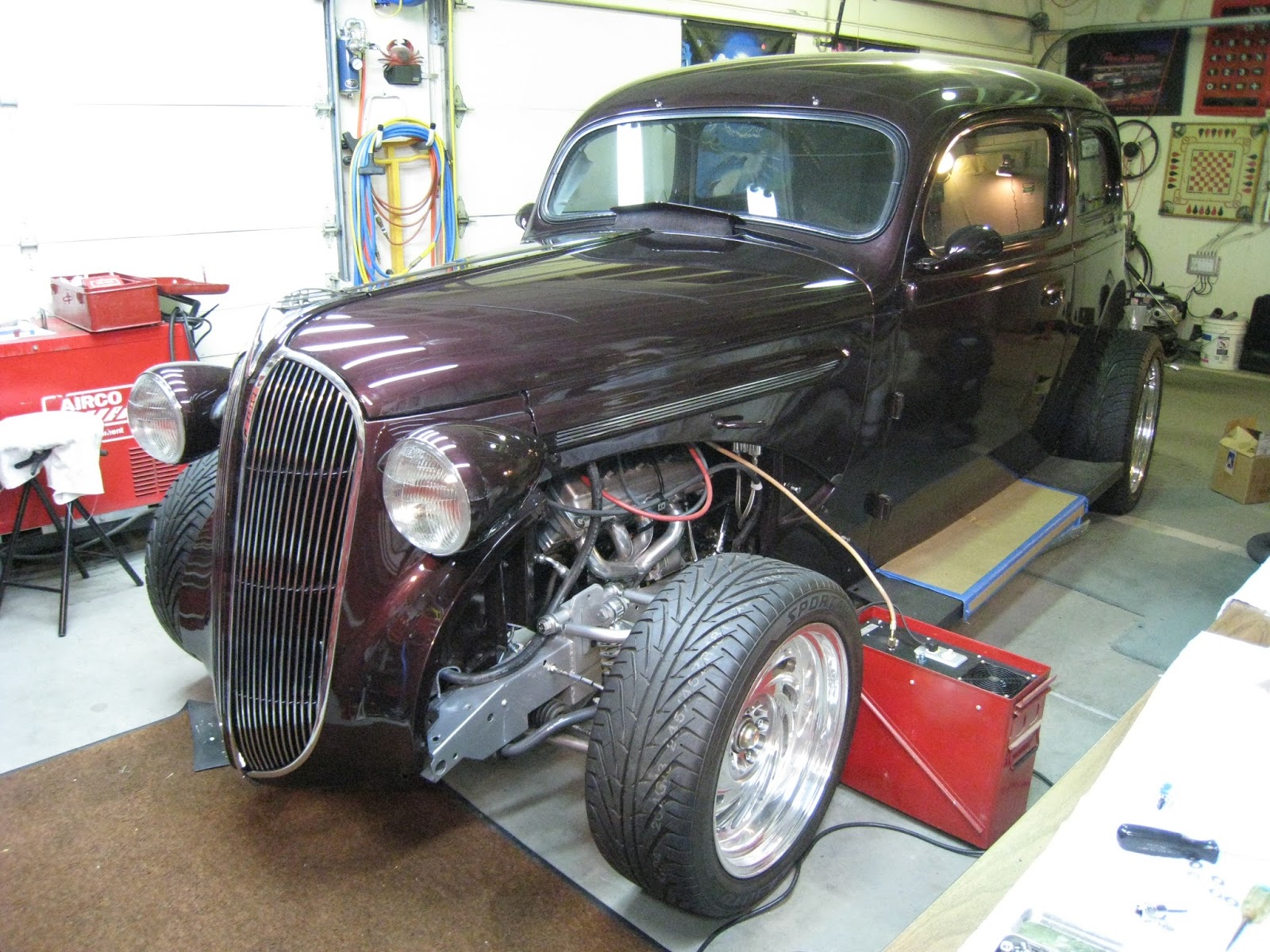 1937 Plymouth Vacuuming down and charging the Air Conditioning system