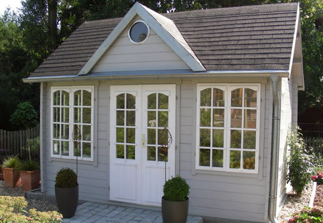 GartendekoBlog Ein Häuschen im Garten