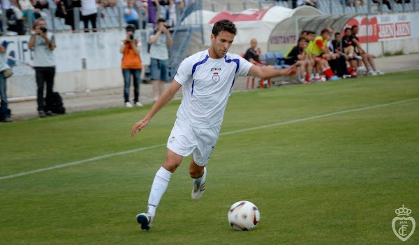 Oficial: Joselu llega cedido al Jaén