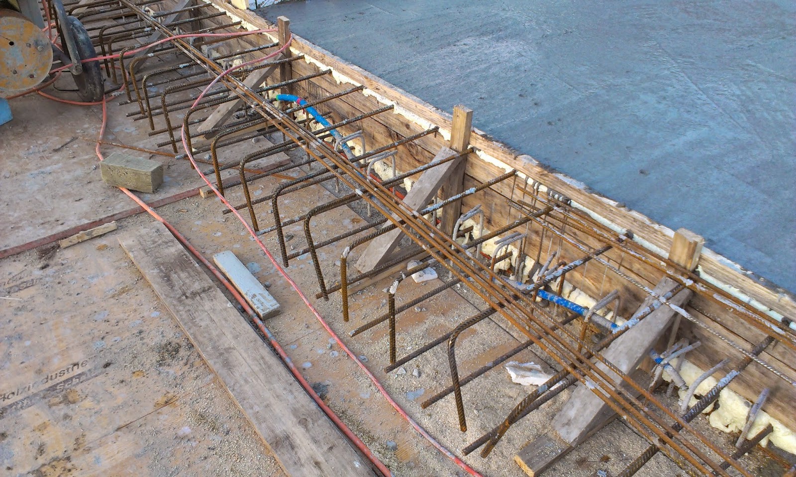 Neubau Wohnhaus, Burgerstrasse 5, 3063 Ittigen: Betonieren Decke über