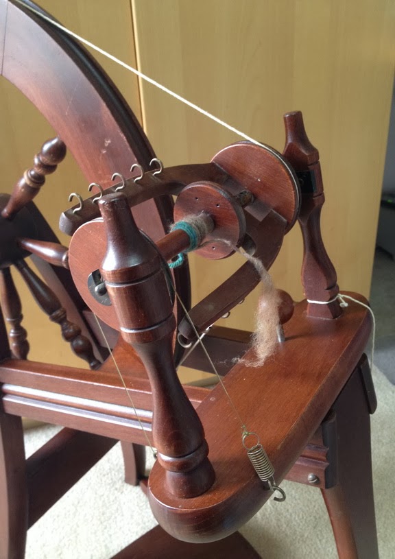 Bits of Fiber Used Ashford Traditional Mahogany Single Drive Spinning