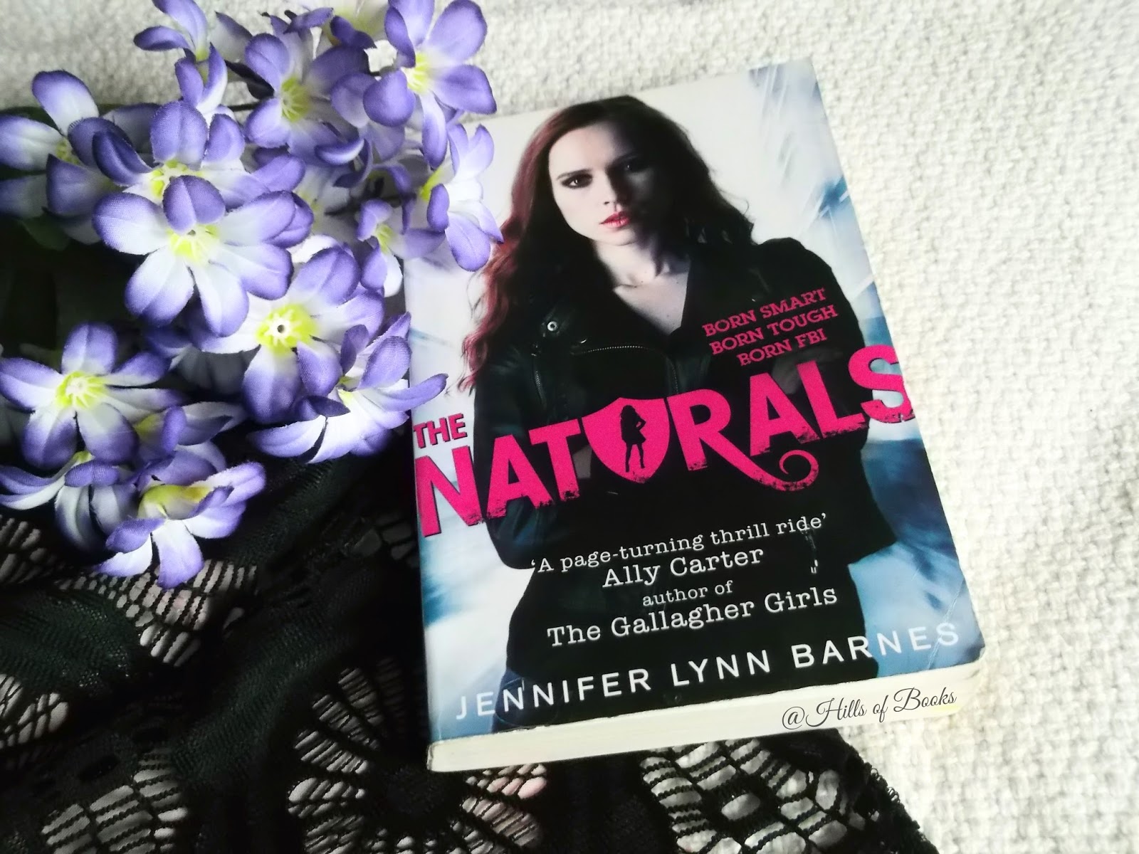Hills of Books WEE REVIEW The Naturals (1) by Jennifer Lynn Barnes Hills of Books WEE REVIEW The Naturals (1) by Jennifer Lynn Barnes