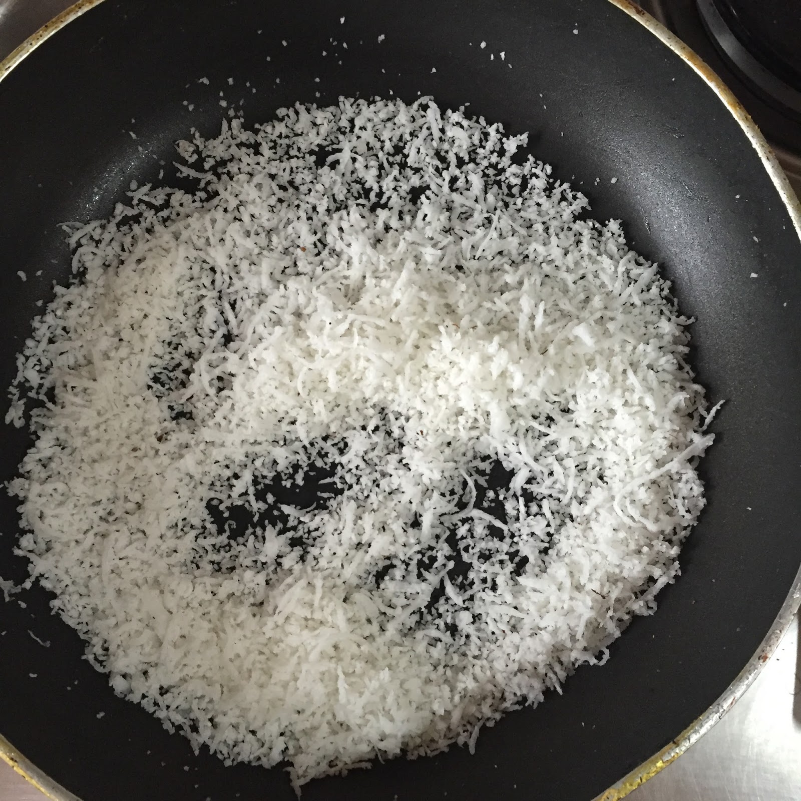 MASTERCHEFMOM Coconut Burfi with Milk powder How to make Instant