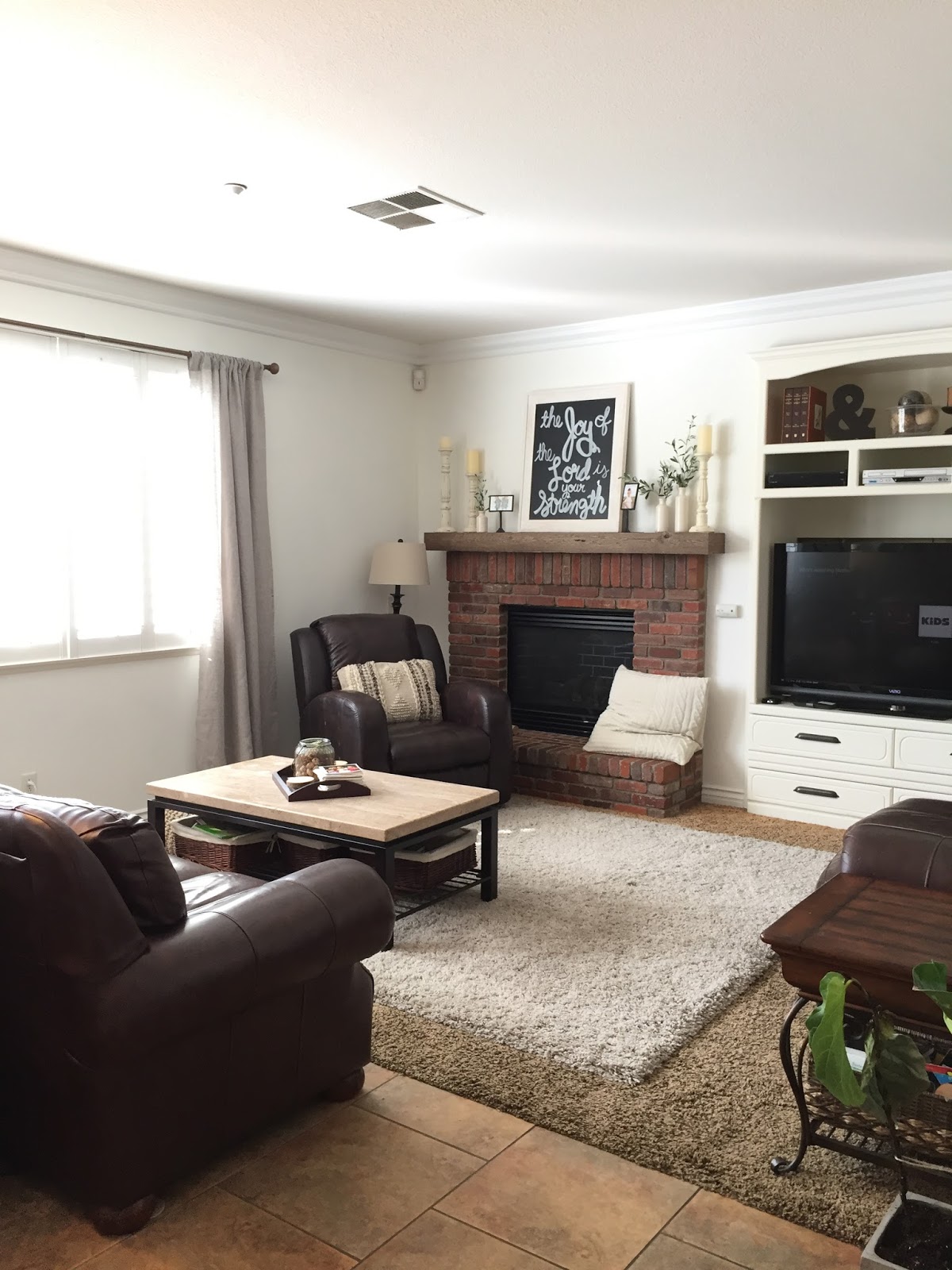 Nat your average girl... DIY Painting our Great Room White