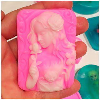 rosa marmorierte Seife