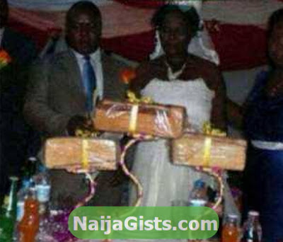 agege bread wedding cake