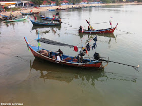 Bang Rak, fishermen preparing for a days work