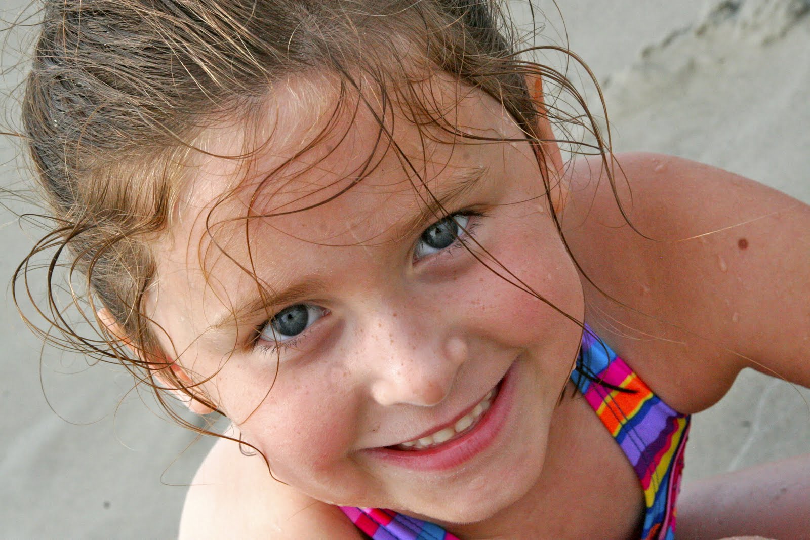 grass stains: The beach: Saturday and Sunday