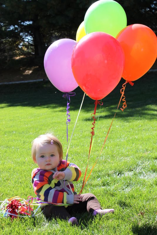 Emilynn, Brandon, and Harlow: Harlow&rsquo;s 1st Birthday!!