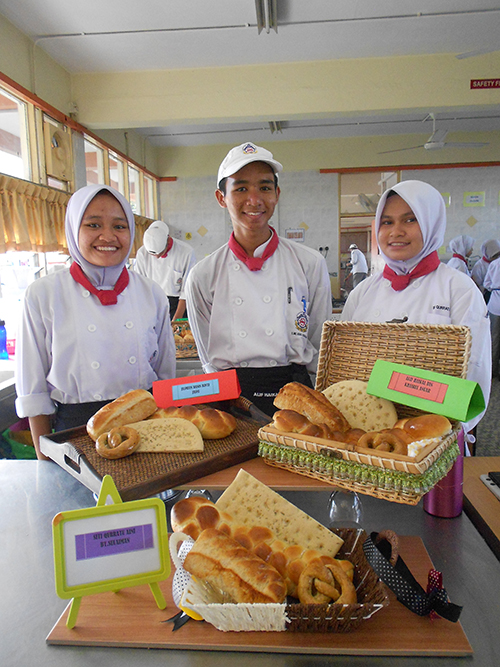 Seni Kulinari Kolej Vokasional (ERT) Azizah HSK5053 Bread and Pastry