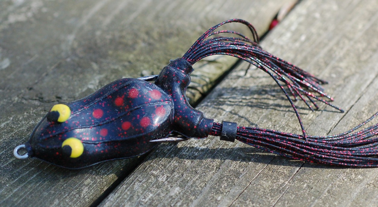 Bass Junkies Frog Pond Snag Proof Pro Series Tournament Frog Review