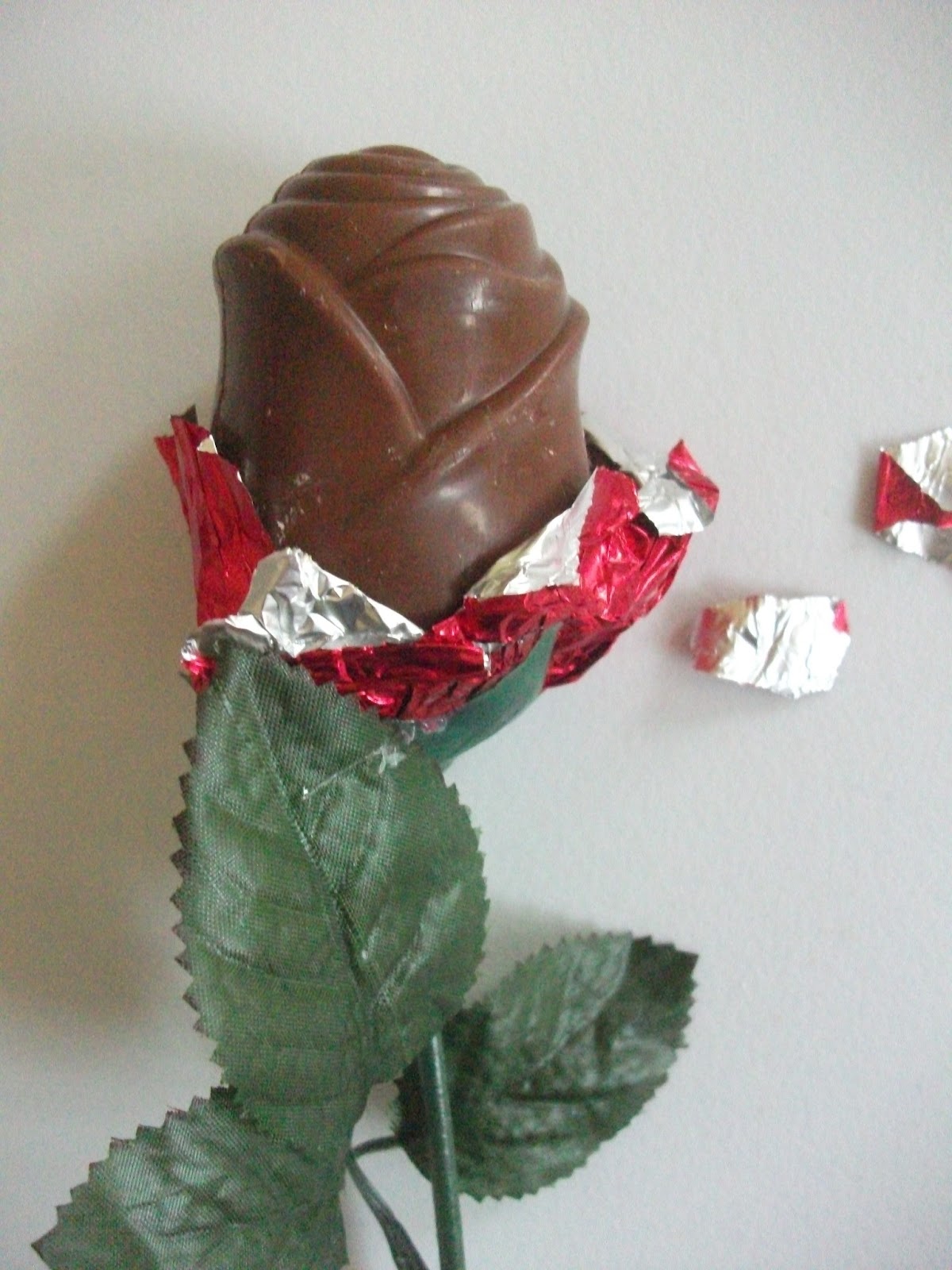 Sainsbury's Discounted Valentines Chocs Chocolate Rose, Lovemobile