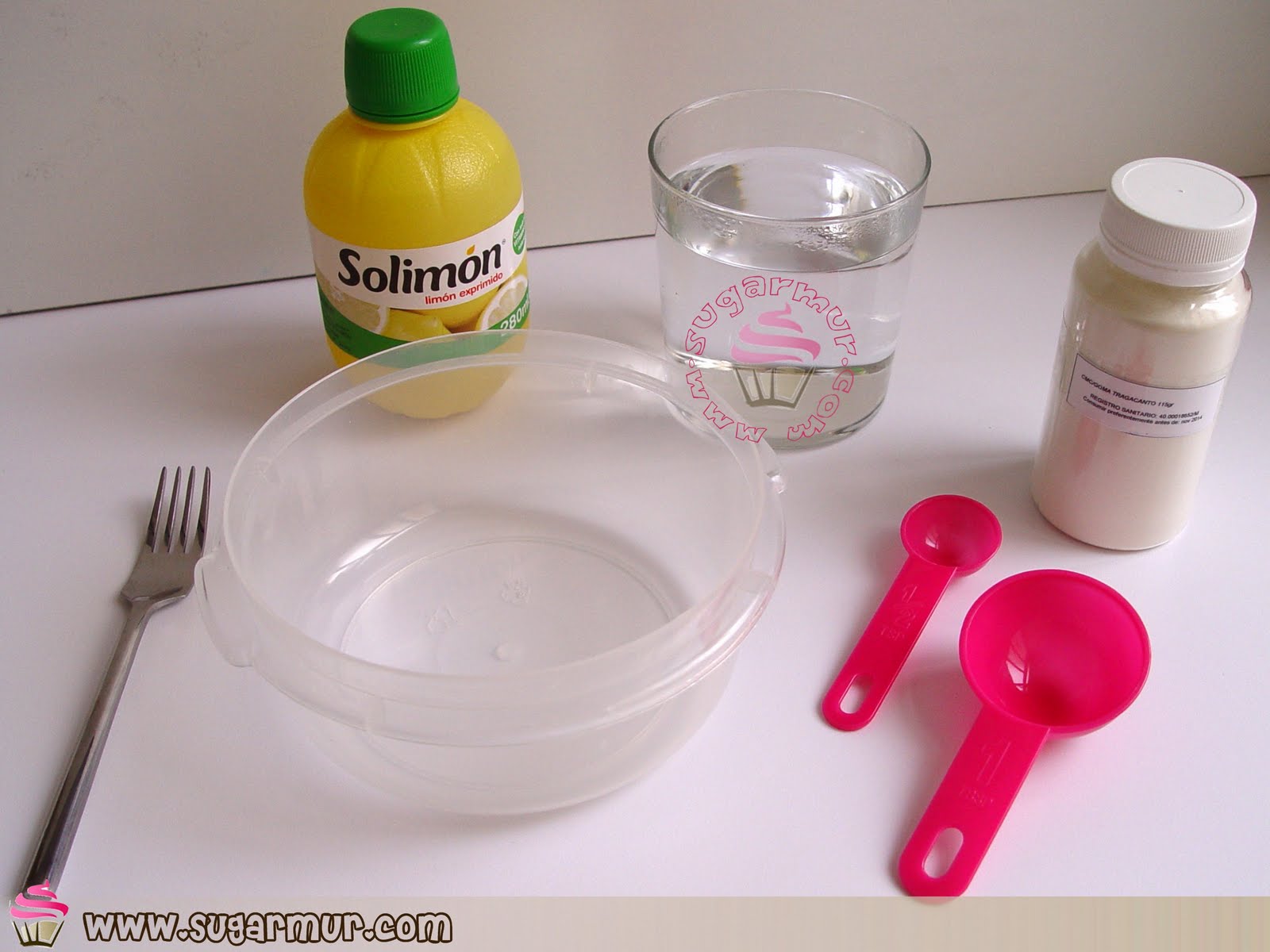 se elabora el pegamento comestible? Sugar Mur se elabora el pegamento comestible? Sugar Mur