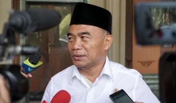 Rencana 100 Ribu Kuota CPNS Ditujukan Untuk Guru Honorer dan Umum