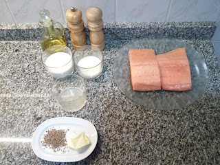 Salmón Con Salsa De Eneldo