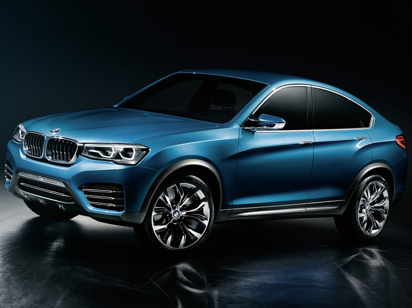 Novo BMW X4 tem fotos divulgadas antecipadamente