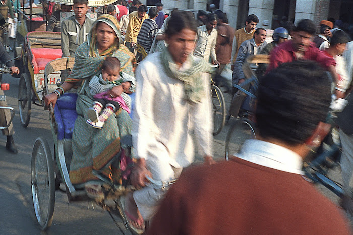 New Delhi, Connaught Place, © L Gigout, 1991