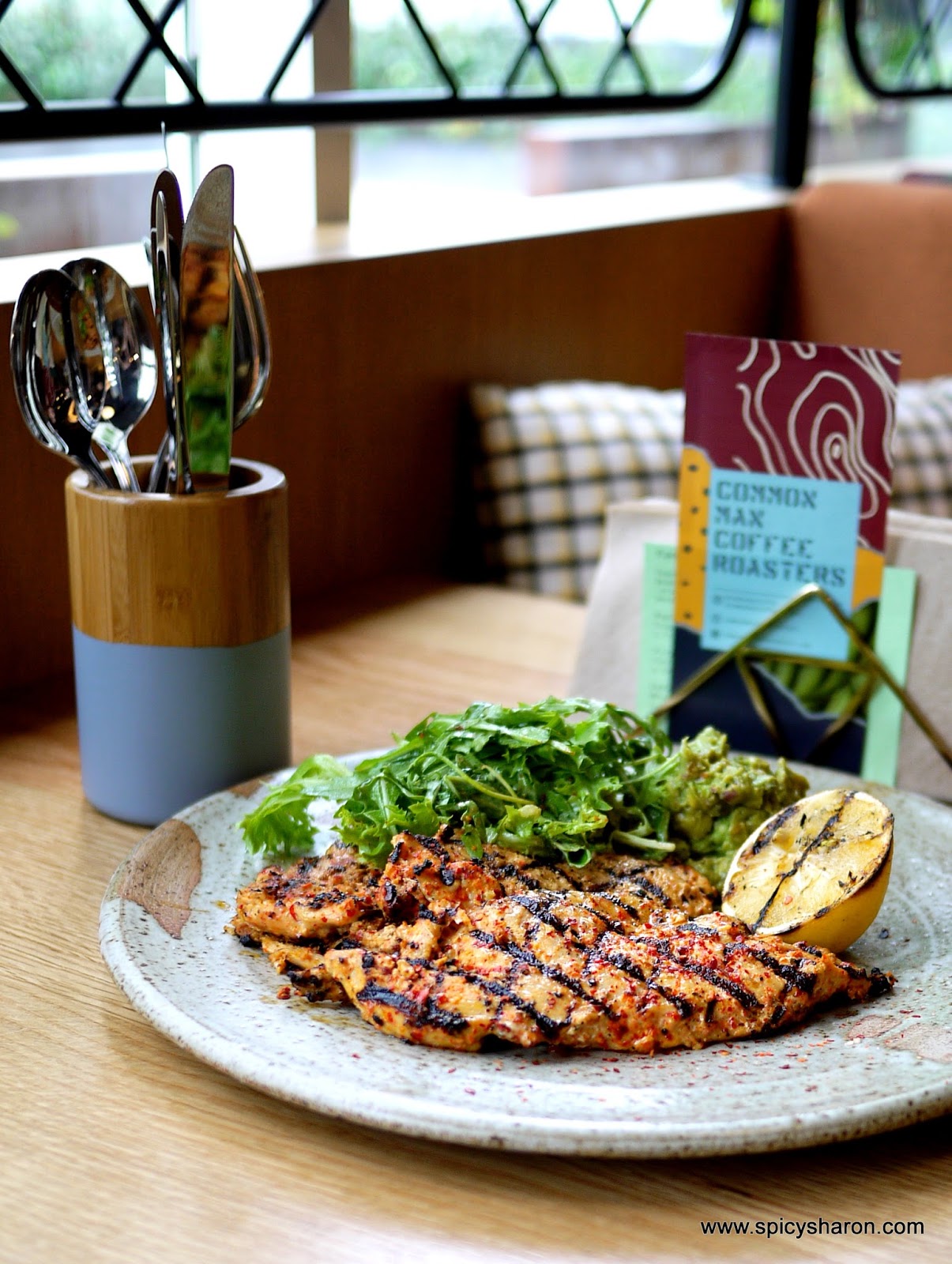 Common Man Coffee Roasters TTDI KL & Shugatori Dessert Cafe