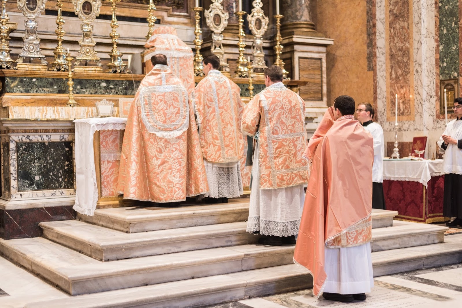 New Liturgical Movement: December 2017