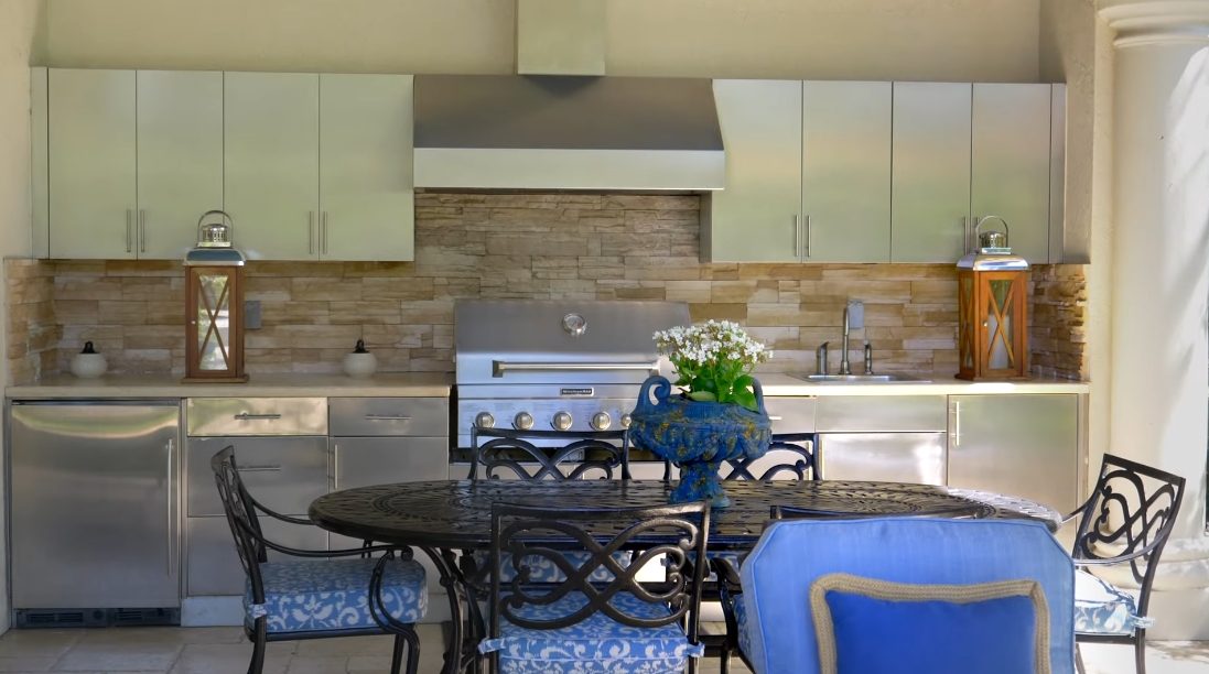 35 Interior Design Photos vs. 10401 SW 64 Ave, Pinecrest, FL Luxury Home Tour