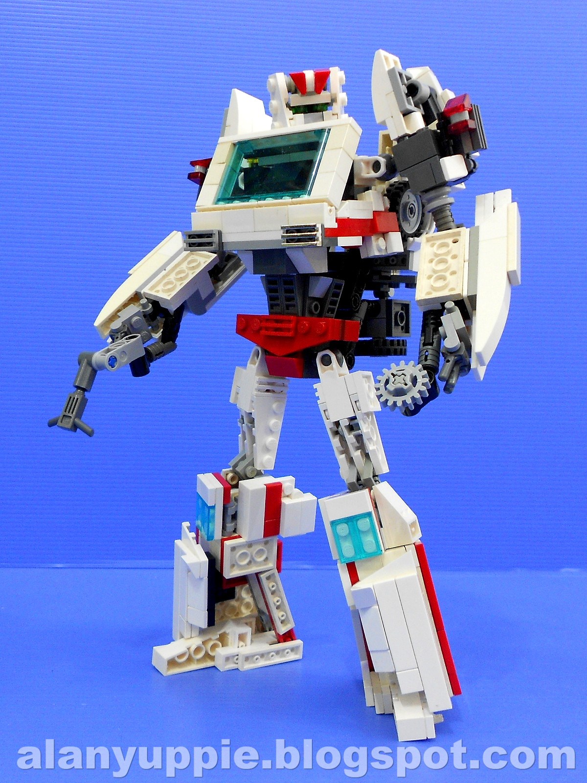 lego ratchet transformers
