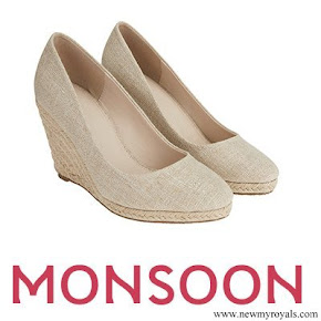 Kate-Middleton-wore-MONSOON-Fleur-espadrille-wedges.jpg