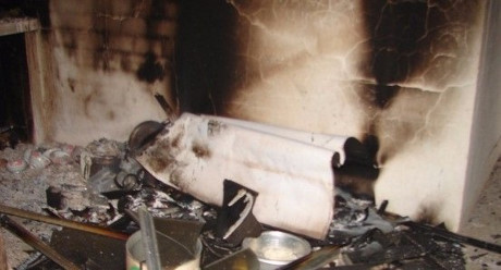 Chong nghi thieu song vo roi treo co tu tu do noi mau ghen - Anh 2