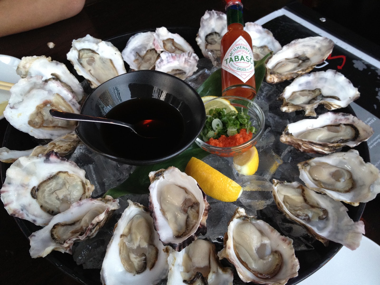 Consuming Vancouver Ebisu Dirt Cheap Fresh Oysters!