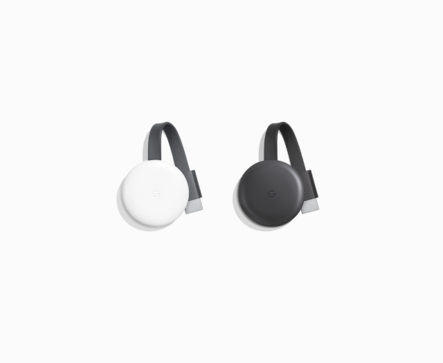 Immagine di una Chromecast bianca e una nera.