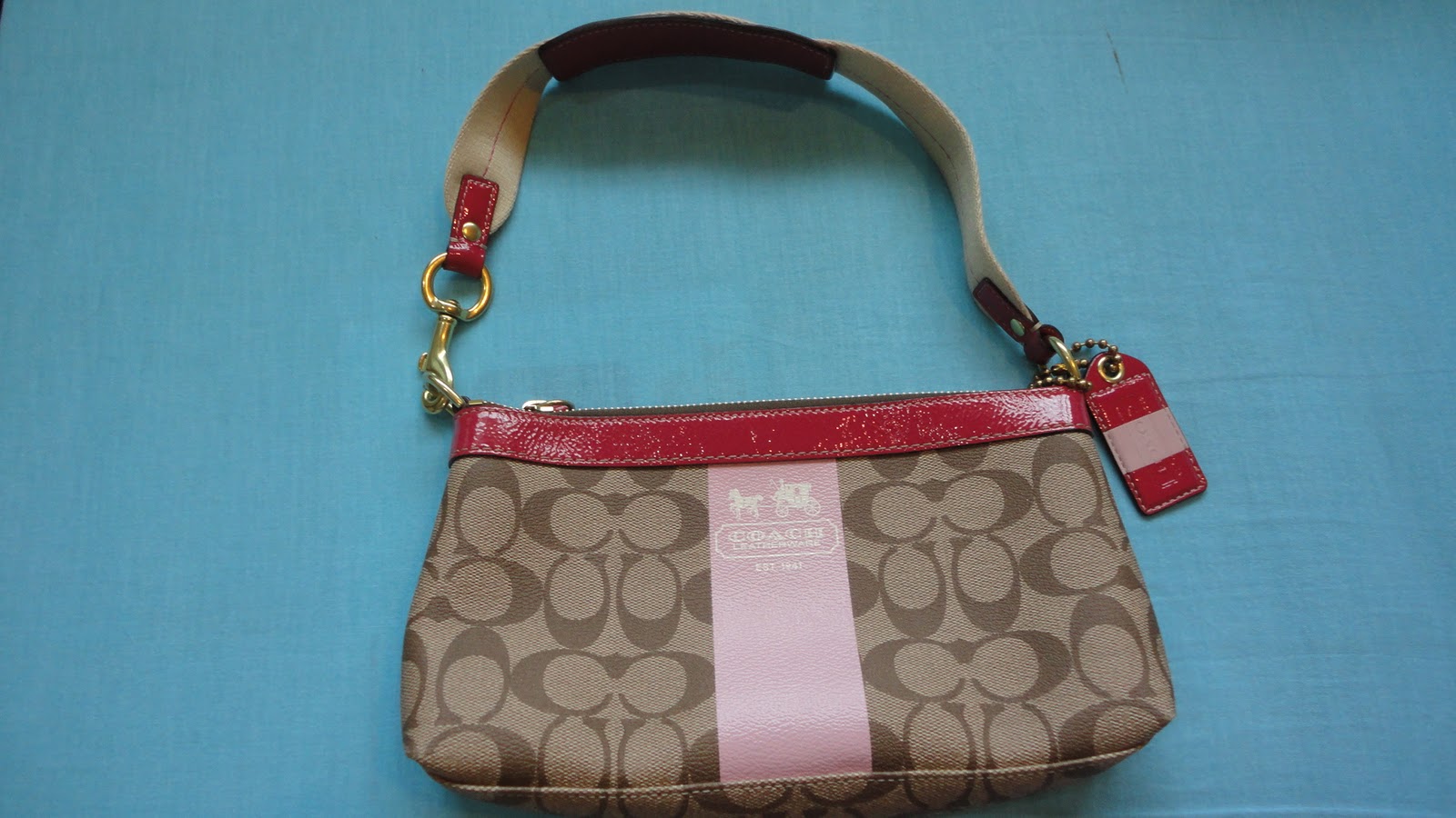 COACH HERITAGE Stripe Signature Shoulder Bag 11562 Pink NWT Everyone